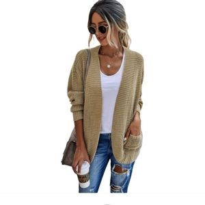 Chunky knit open front cardigan.